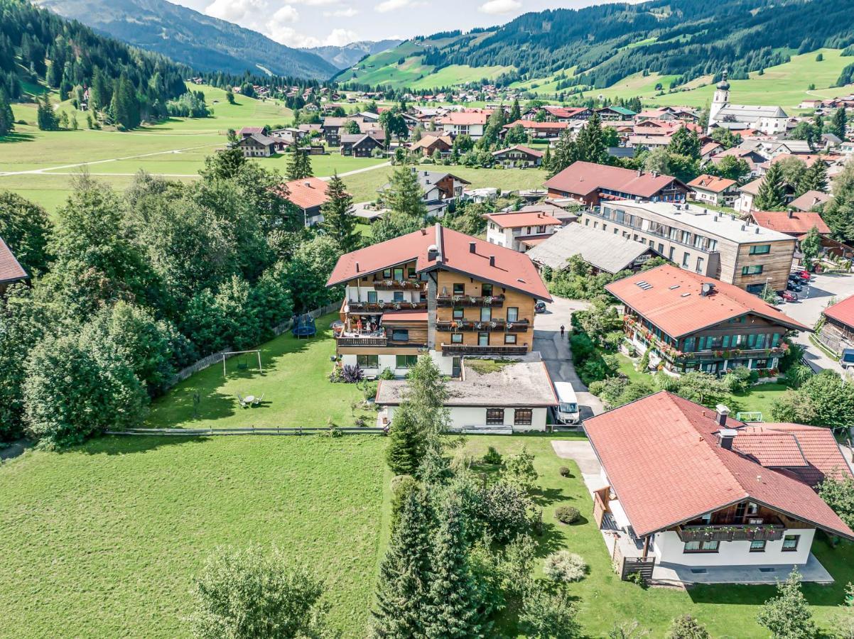 Haus Kristall Tannheim Bagian luar foto
