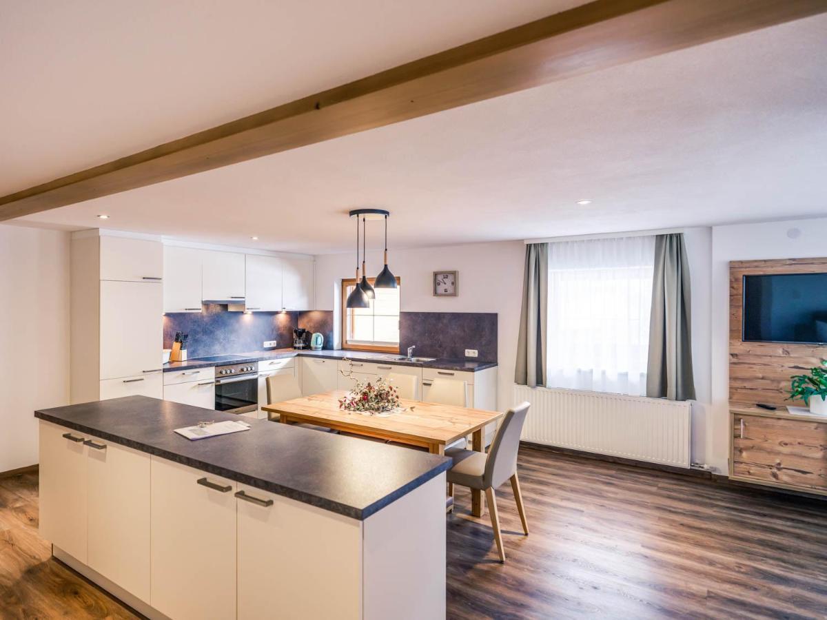 Haus Kristall Tannheim Bagian luar foto