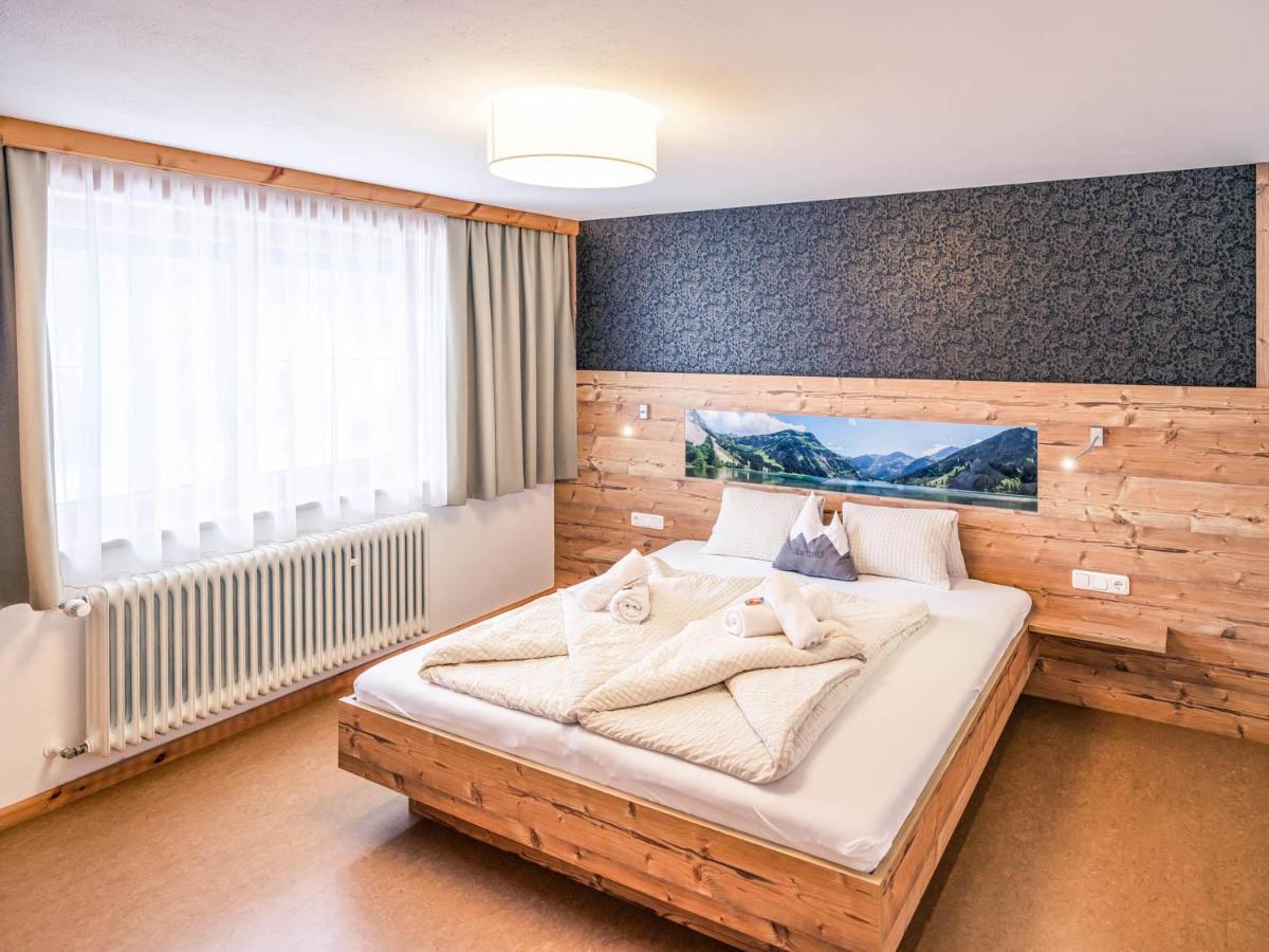 Haus Kristall Tannheim Bagian luar foto
